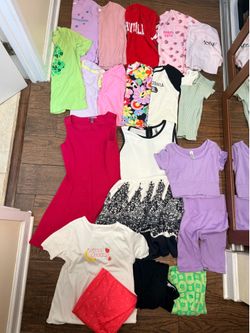 Lot of girls glothes