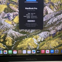 MacBook Pro 2022 M2