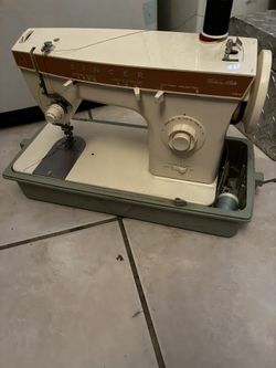 Classic Singer Fashion Mate 362 Sewing Machine