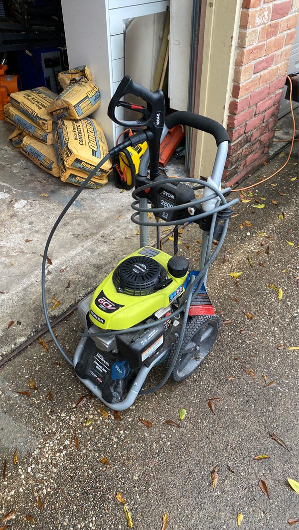 Ryobi 2800 psi pressure washer gas powered for Sale in Spring, TX OfferUp