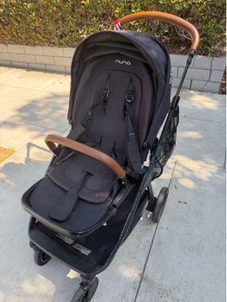 Nuna Triv Next Stroller