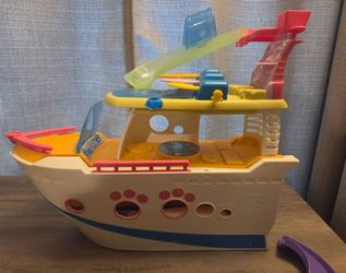 LPS Littlest Pet Shop Pets Cruise Ship Yacht Boat Toy Playset