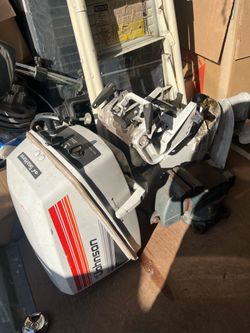 Johnson 7.5hp outboard motor & external tank