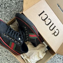 Gucci Shoes Size 36 . Us Size 4y 