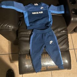 boys nike sweatsuit