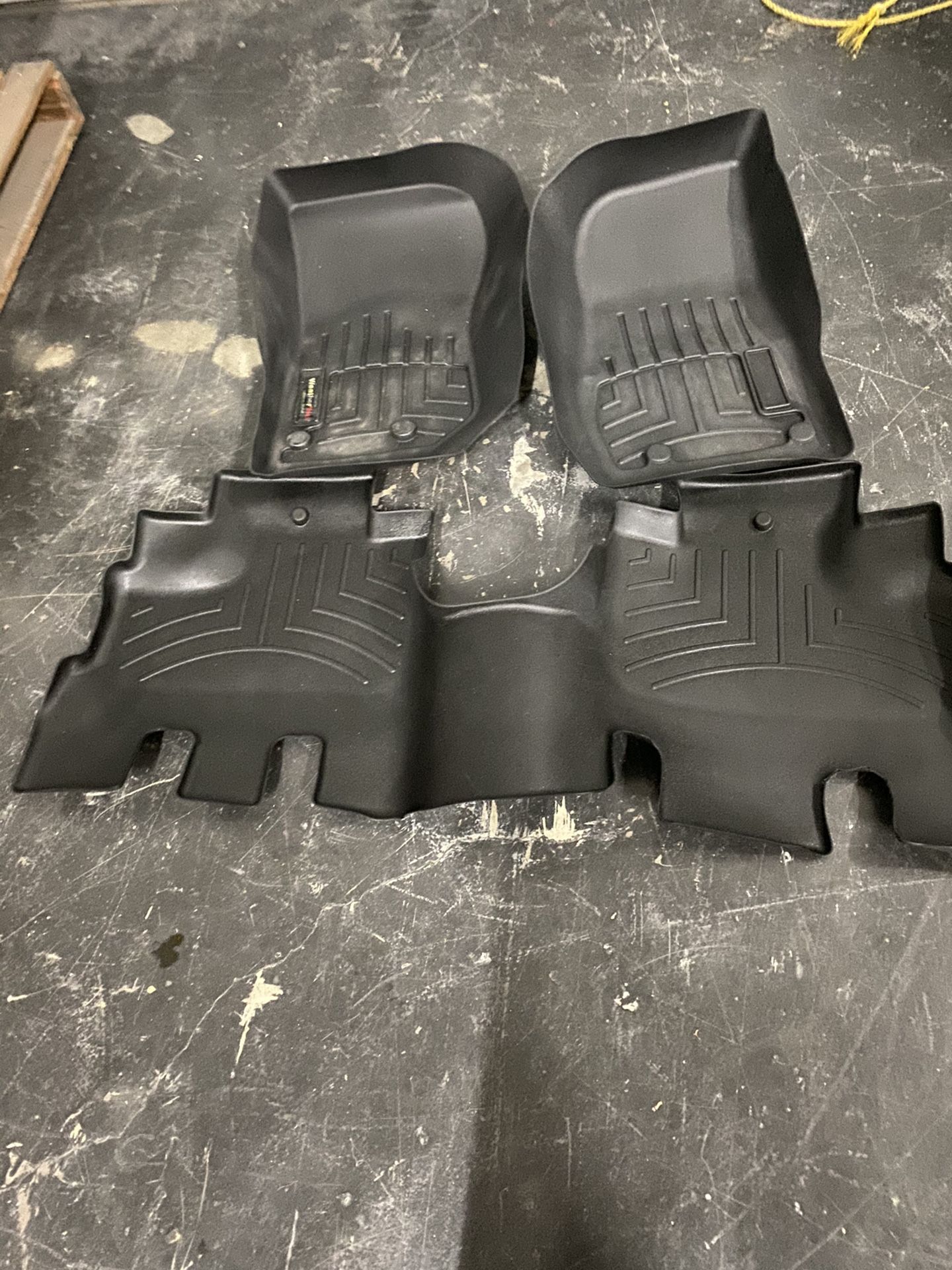 Jeep JK weathertech floor liners front and rear 4doors like new