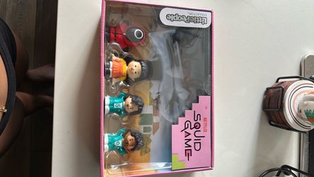 Netflix Squid Game - Little People Collector - Brand new