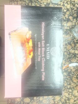 UMAID Himalayan Salt Block Cooking Plate with Metal Tray