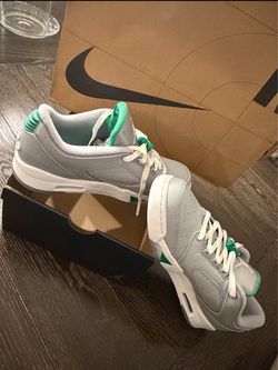 Men’s new shoes grey and green size 10