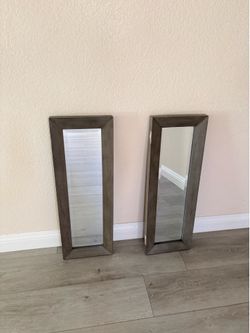 Mirror decoration pair