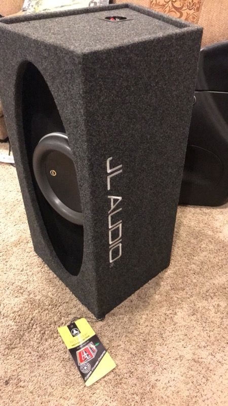 JL Audio w7 ported box