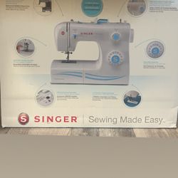 Brand New Singer Sewing 