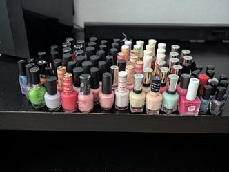 87 Esmaltes De Uñas Regulares/ 2 Racks