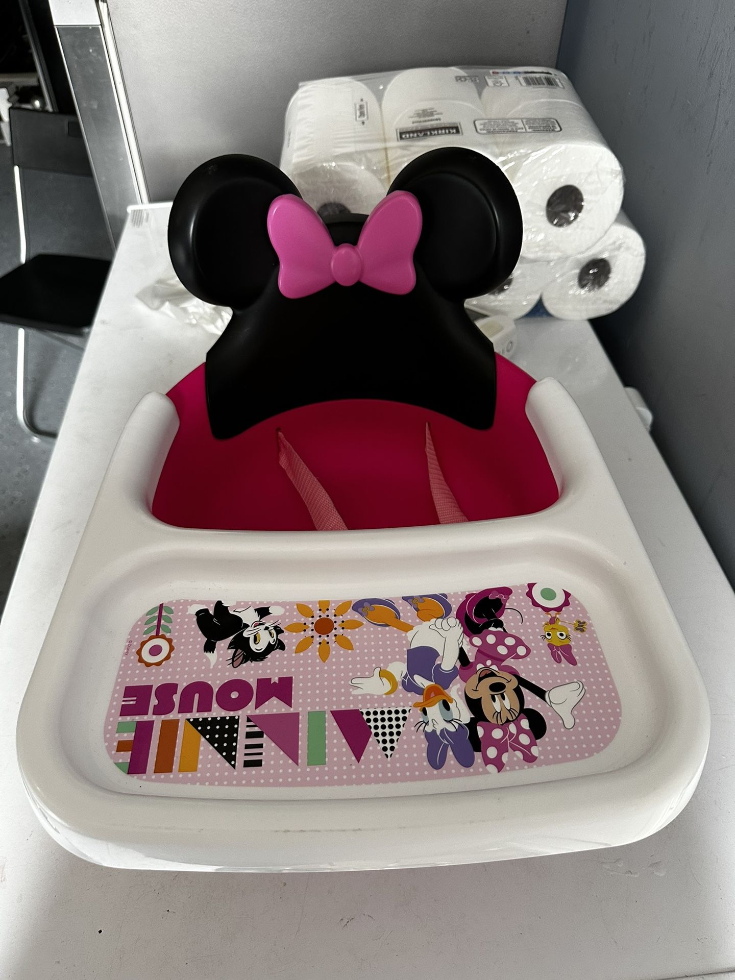 Minnie Mouse Kids Eating Chair