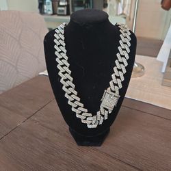 Ice Out Heavy Duty Tripple Box Lock Chain 