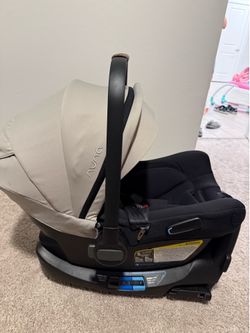 Nuna pipa lite Rx car seat