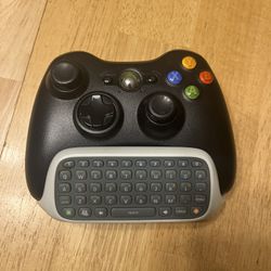 Xbox 360 Black Controller And Keypad Extention