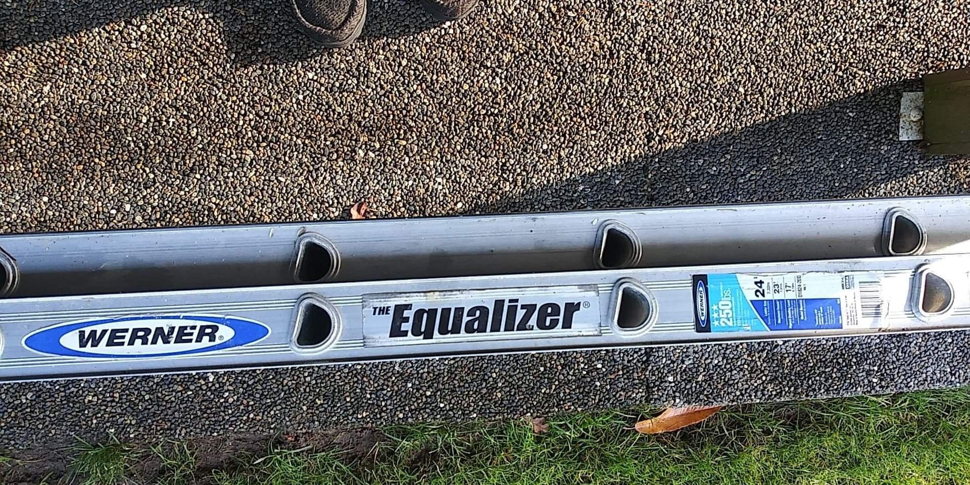 werner equalizer aluminum extension ladder