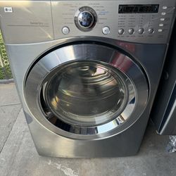 LG Washer And Dryer In Good Conditions 