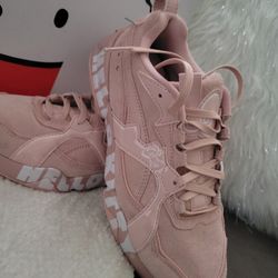 Hello Kitty Tennis Shoes