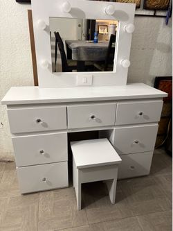 Vanity para niña