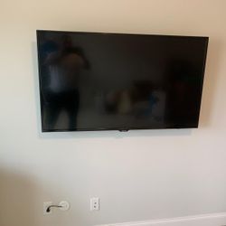 We Mount TVs On The Wall 📺