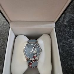Gucci Women's G-Timeless Blue Dial Kingsnake Watch 