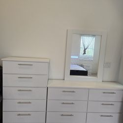Cómoda Con Espejo Y Gavetero 