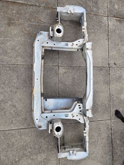 E30 core support