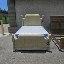 Queen Size Cindy Crawford Home Key West Sand Sleigh Bed Frame With Brand New Queen Size Plush Memory Foam Casper Mattress And Box Spring In Plastic 