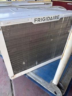 Air conditioning units