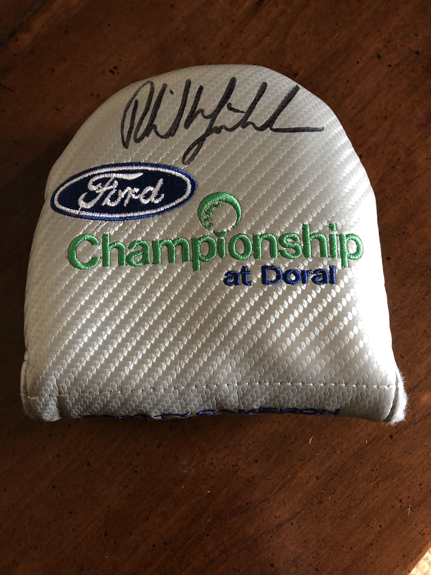 Phil Mickelson Autographed putter cover