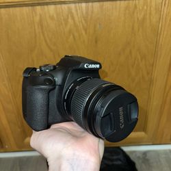 Canon EOS Rebel T7 DSLR Camera + accessories *LIKE NEW