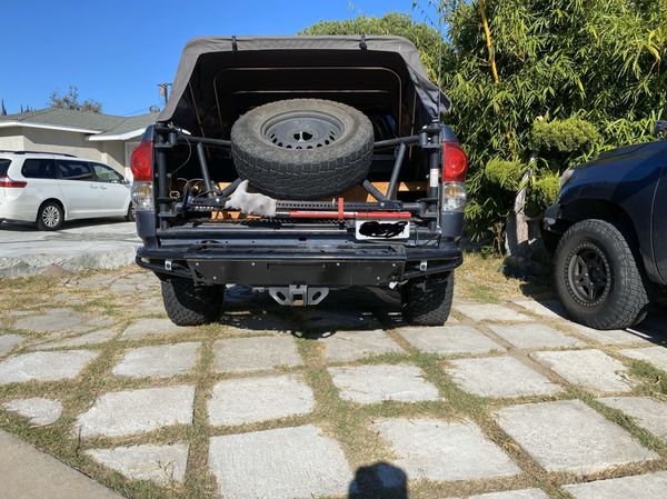 07-19 tundra rear bumper/ spare carrier for Sale in Westminster, CA