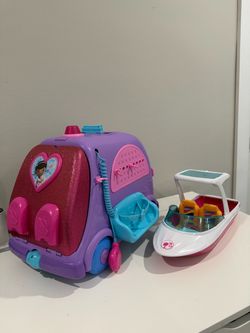 Doc McStuffins Mobile Clinic & Barbie Boat Toy Lot