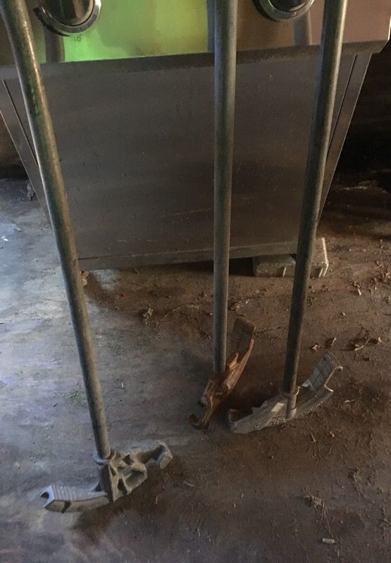 Pipe benders