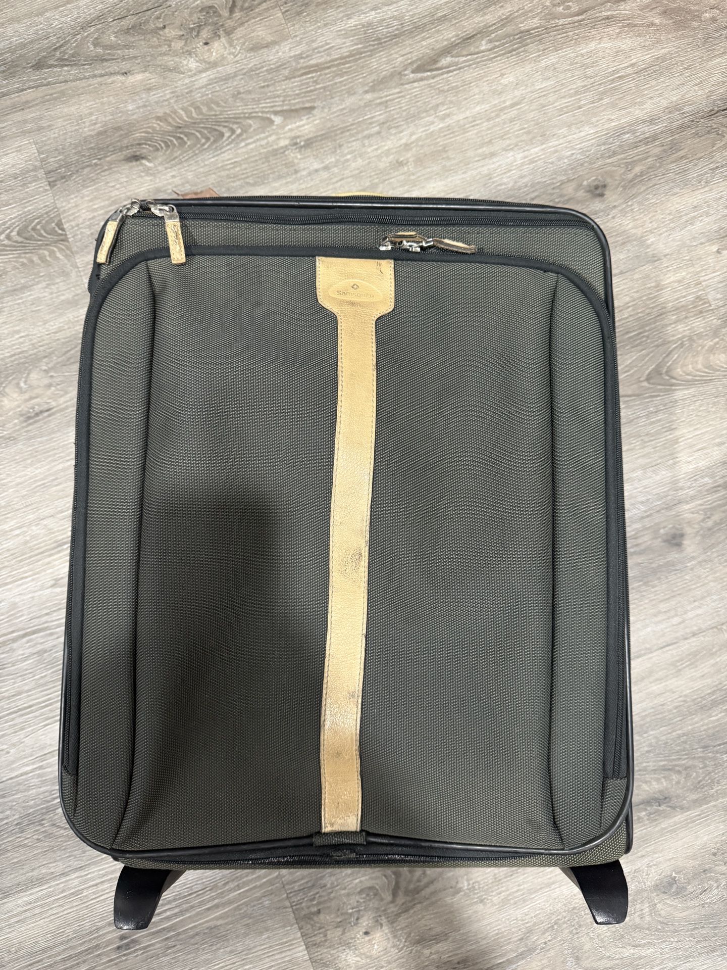 Samsonite Carry On Luggage