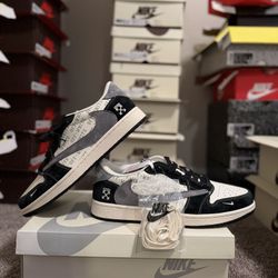 Size 11 Beautiful Black Travis Scottttsss Nikeee Off White Collabsss :D 