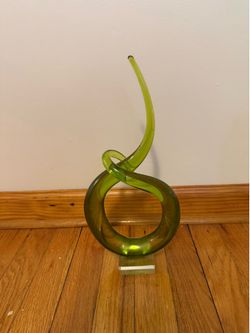 Green decorative glass model