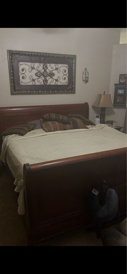 Calif King Mattress and Sleigh Bed Frame