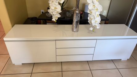 Ikea Besta BURS TV stand console