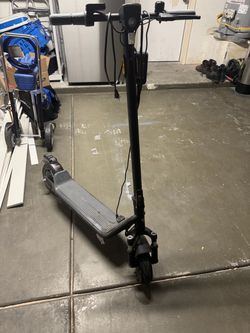 NIU KQi3 Pro Electric Kick Scooter