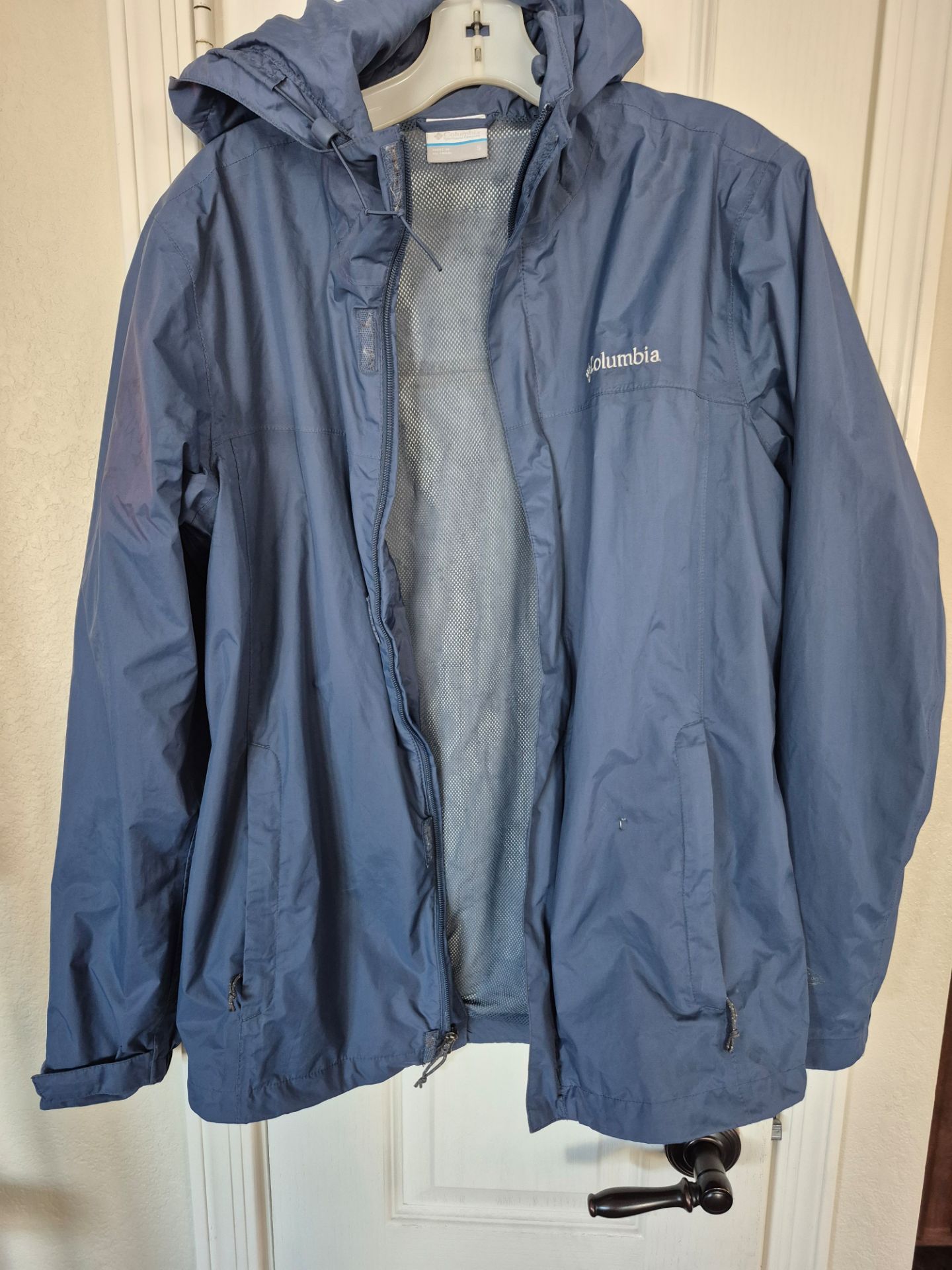 Columbia Adult Lightweight Jacket size Small