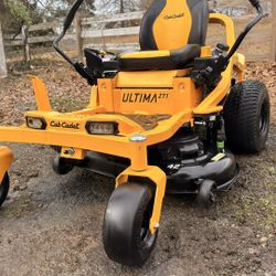 2023 Cub Cadet Zero Turn