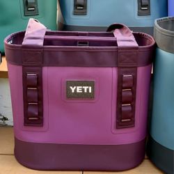 Yeti Camino Carryall 20 Tote Bag Limited Purple