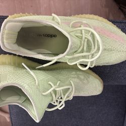 Yeezy glow size 12