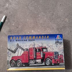 Italeri Road Commander U.s Wrecking Truck 