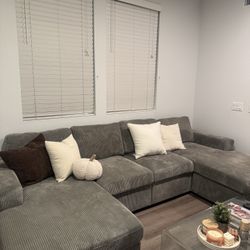 Grey 4 piece sectional couch