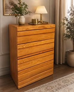 Wood dresser
