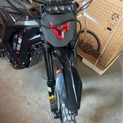 (In the box) 2025 arctic leopard XE Pro (No Trades)